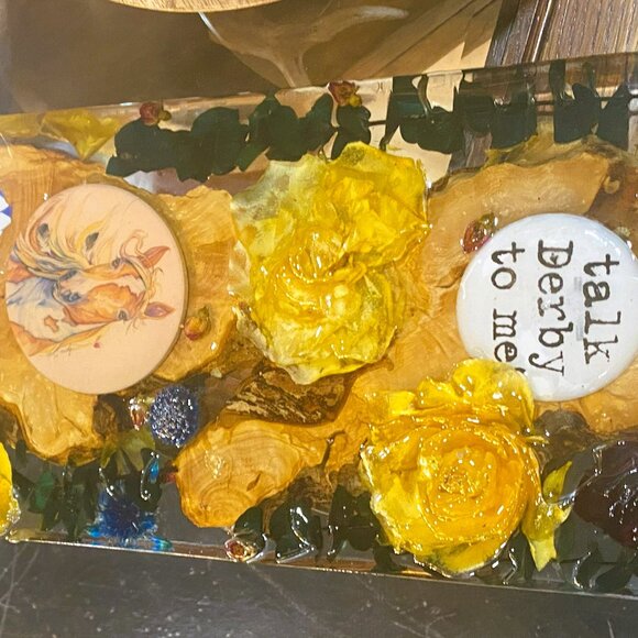 Derby Chacaturie Board with mixed florals - Picture 2 of 2